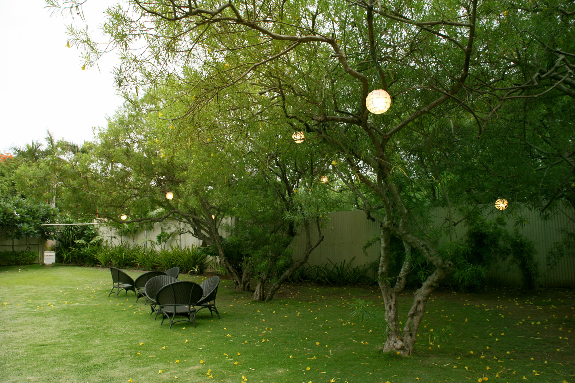 Апартаменты Coralpoint Gardens Мактан Экстерьер фото